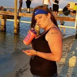 Meet your Posher, Nicky